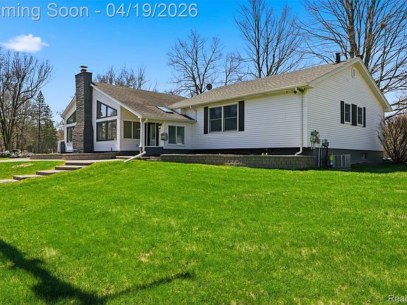 2nd image of 8636 Tindall Rd