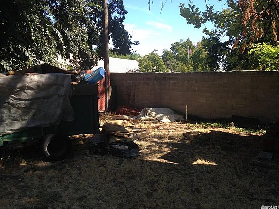 5th image of 420 S School St
