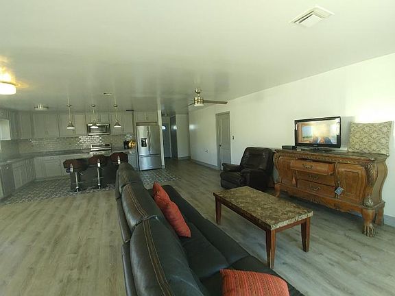 Open Concept LR,DR, Kitchen