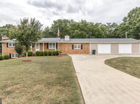 1100 N Houston Lake Rd, Warner Robins, GA 31093