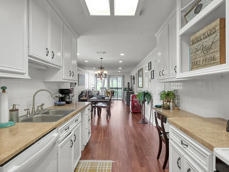 3900 Aspen Dr #108 — Photo 11