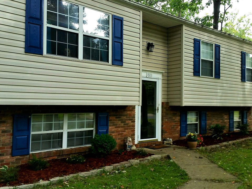1st image of 241 Kentucky Ave