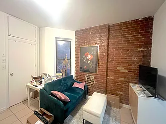 Rented by Best Apartments North Inc