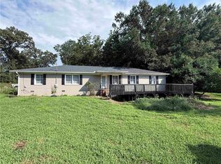 735 Bowersville Rd, Carnesville, GA 30521