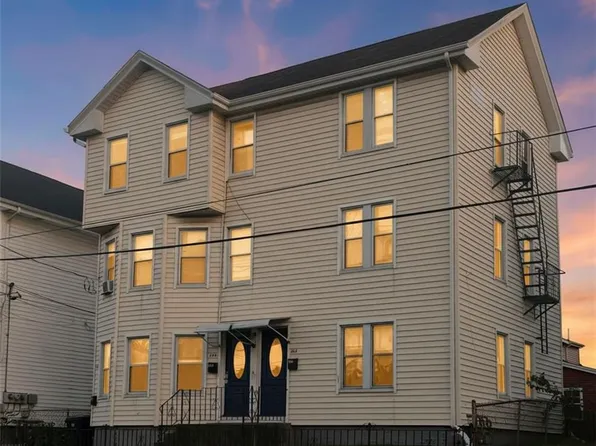 362 Weeden St, Pawtucket, RI 02860
