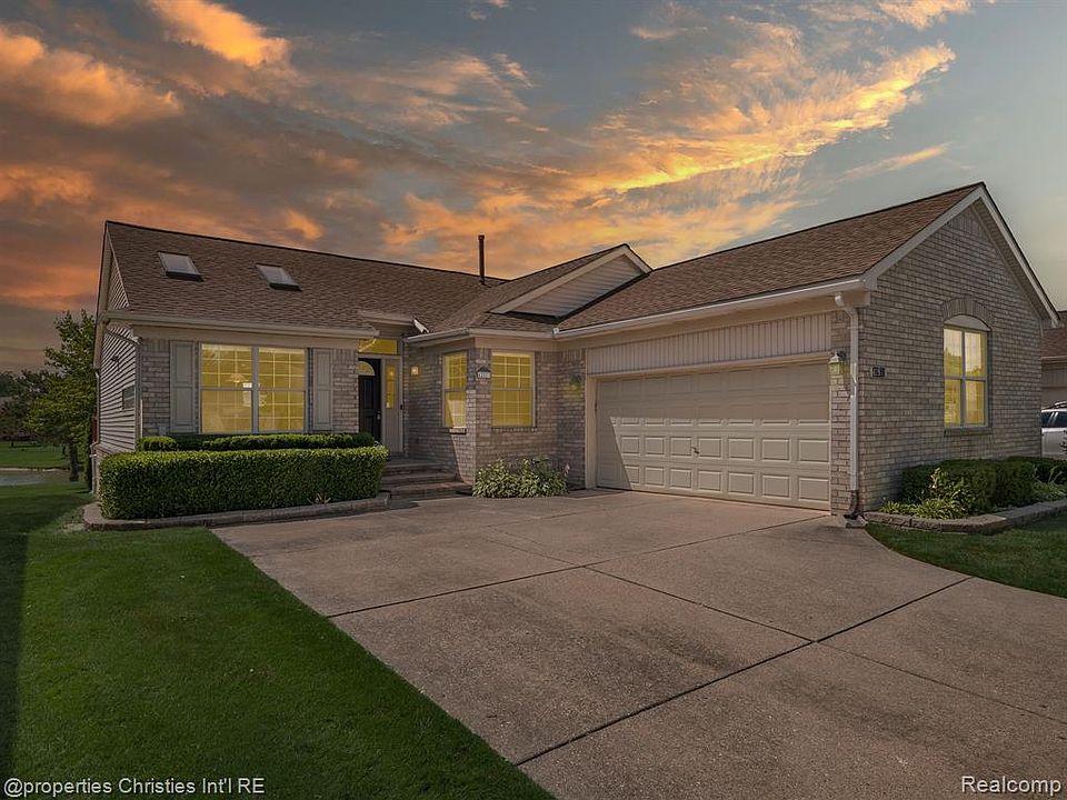 3755 New Boston Dr Sterling Heights MI Zillow