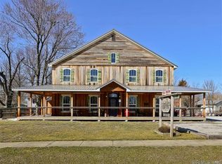 402 S Maple St, Brighton, IL 62012