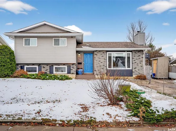 3289 Grey Owl CRESCENT, Prince Albert, SK S6V 6X6