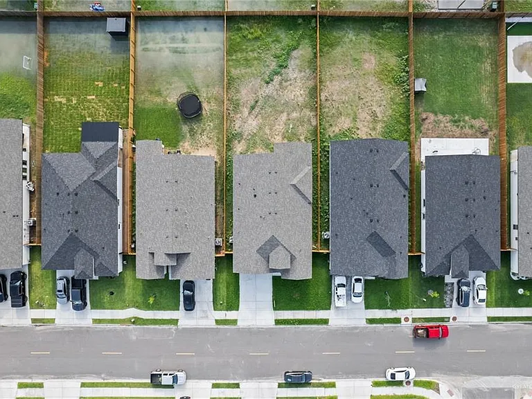 4809 S Markland Ave — Photo 30