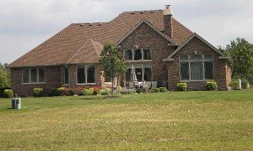 3rd image of 7850 Northwoods Ct