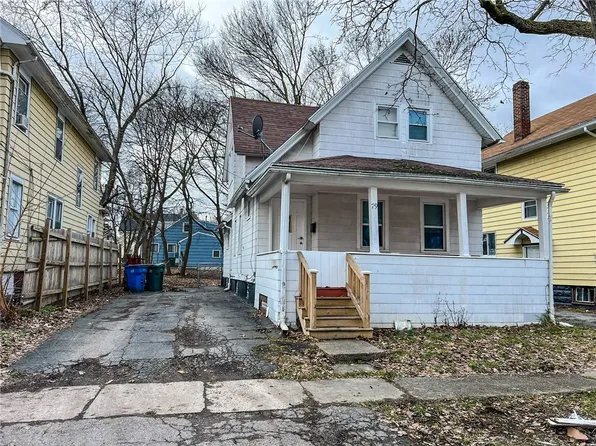 79 Karnes St, Rochester, NY 14606