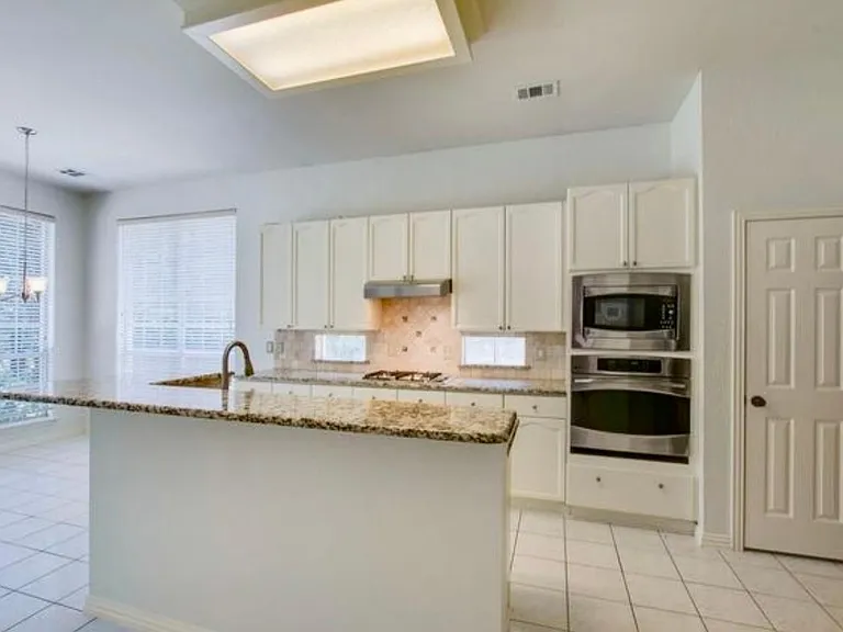 3408 Diamond Point Dr — Photo 11