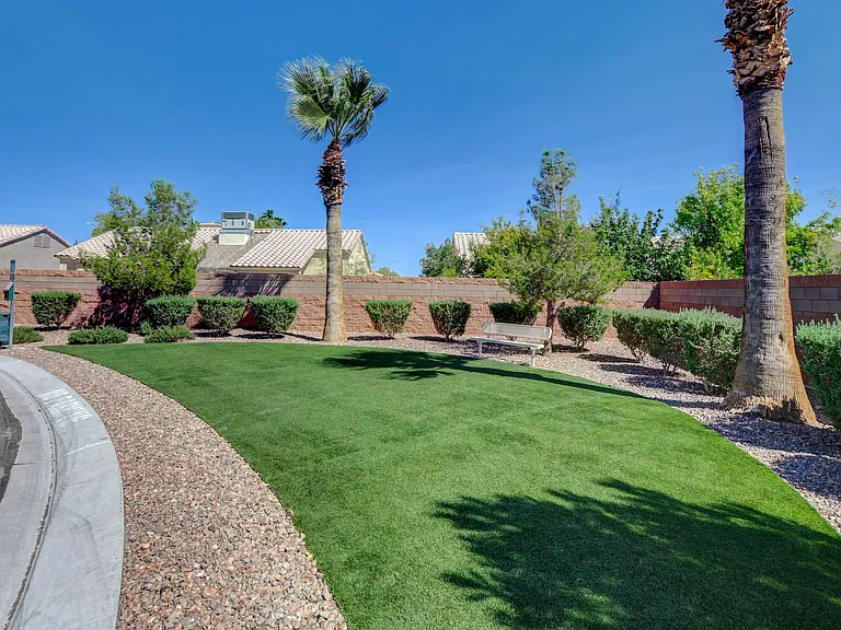 6458 Blue Ember Ave — Photo 60