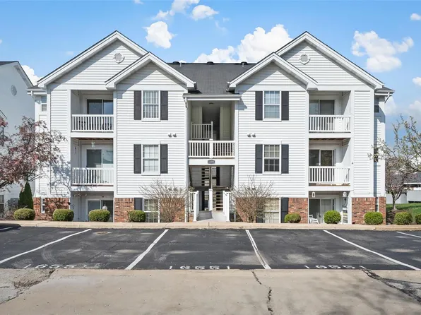 16551 Victoria Crossing Dr Unit B, Grover, MO 63040
