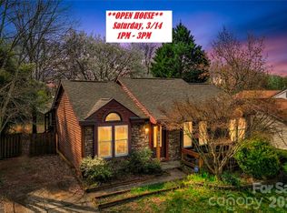 11826 Merriweather Dr, Charlotte, NC 28273