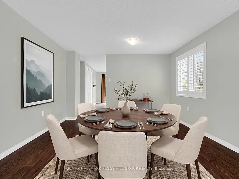 27 Finlay Rd — Photo 3