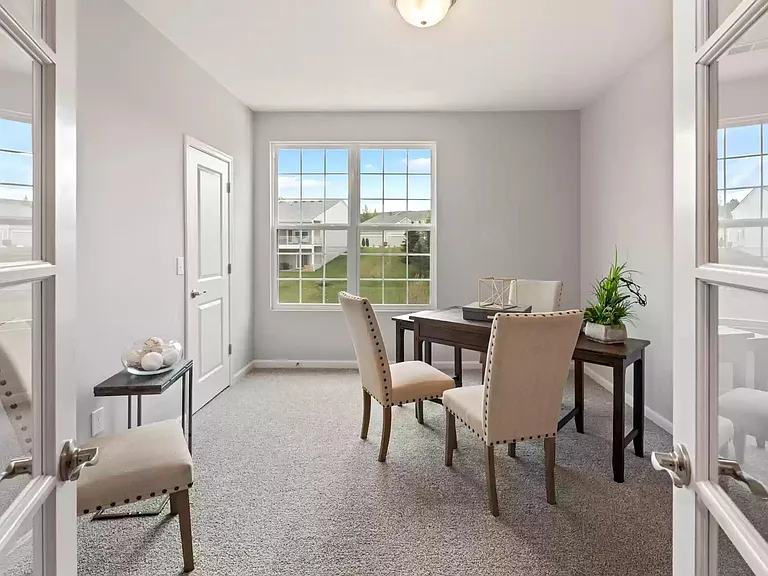 510 Cheltenham Dr — Photo 5