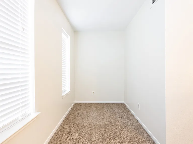 14600 Fonmeadow Dr #11 — Photo 20