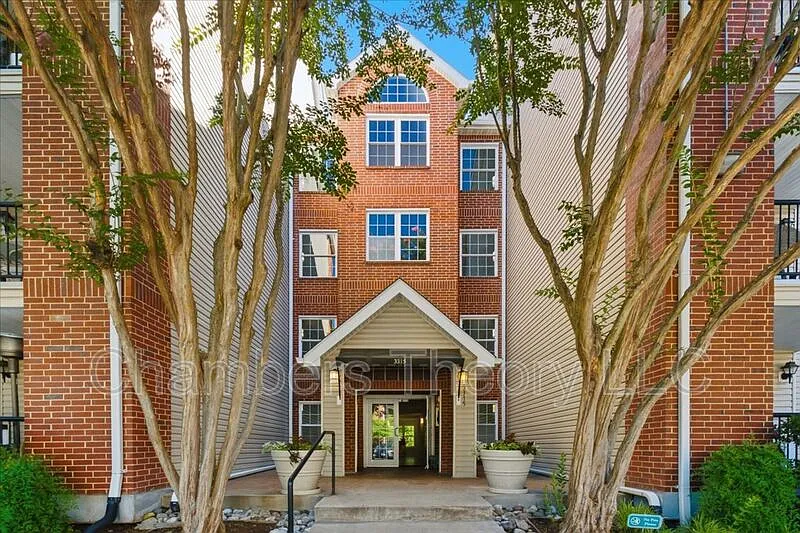 3315 Wyndham Cir #1227