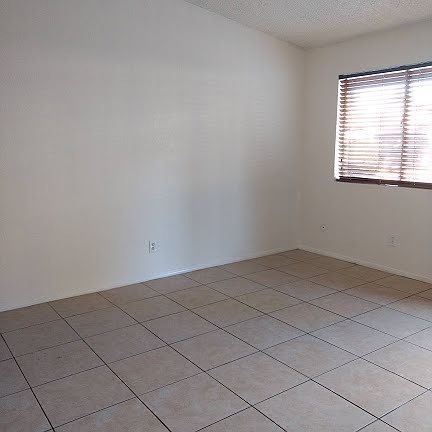 5th image of 3029 E Paradise Ln APT 107