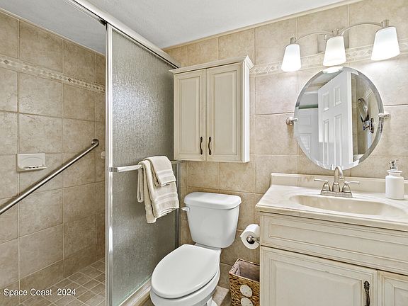 5th image of 4700 Ocean Beach Blvd APT 425