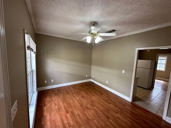 5th image of 313 E Lampkin St APT 8