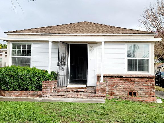 3rd image of 6261 Rose Ave