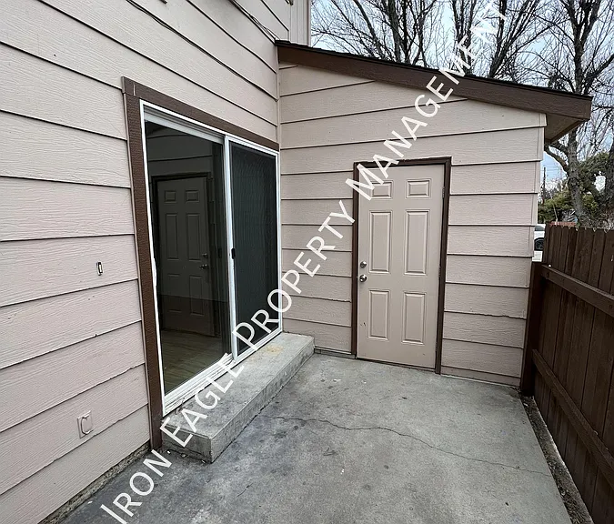 609 E Florida Ave #609 — Photo 8