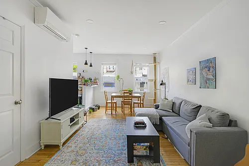 3143 47th St #1 Photo 1