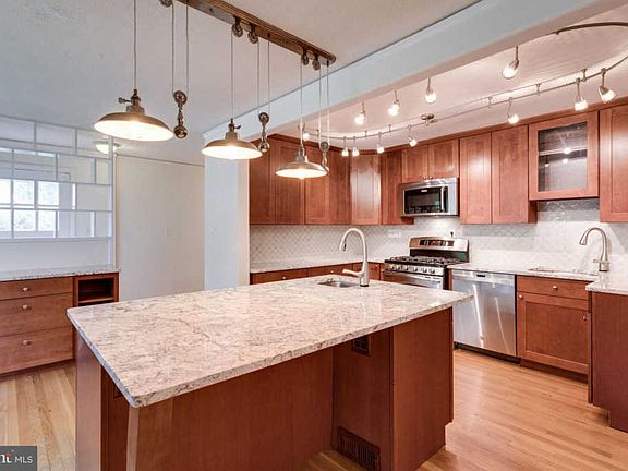 5th image of 1837 Tilden Pl