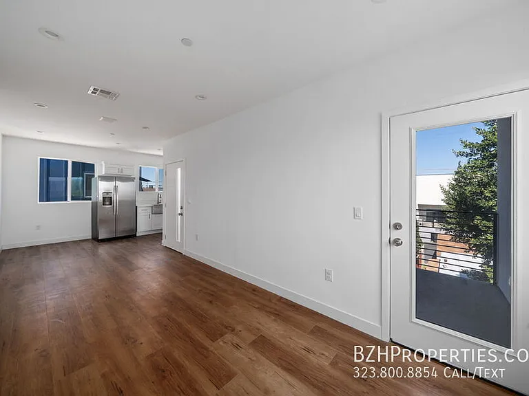 6338 Beck Ave #1/2 — Photo 6