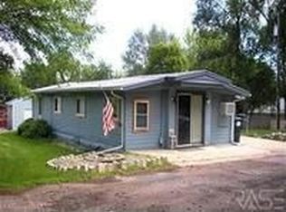 3010 N Highland Ave, Sioux Falls, SD 57104