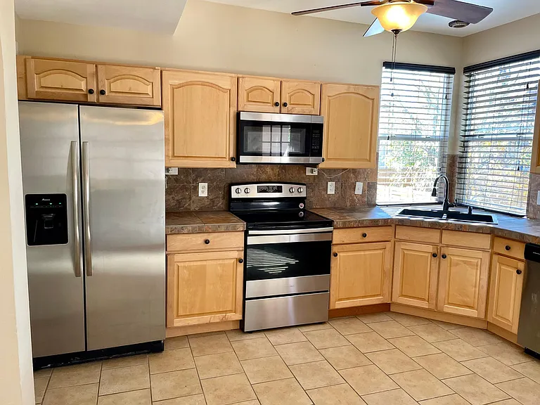 1455 Gumwood Dr — Photo 5