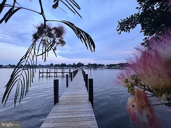 2nd image of 1904 Waters Landing Dr