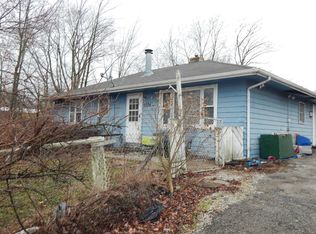 1504 W Broadview Ave, Crete, IL 60417