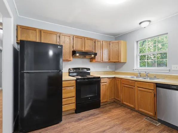 11210 Edgewood Dr, Bealeton, VA 22712
