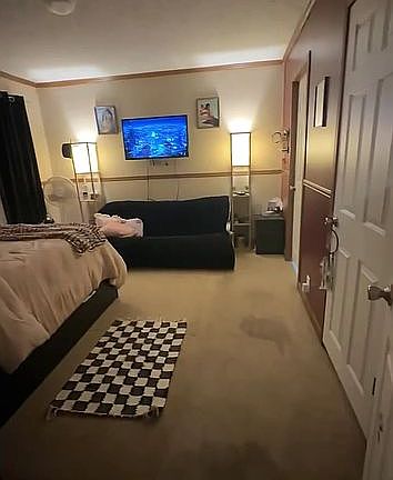Master bedroom