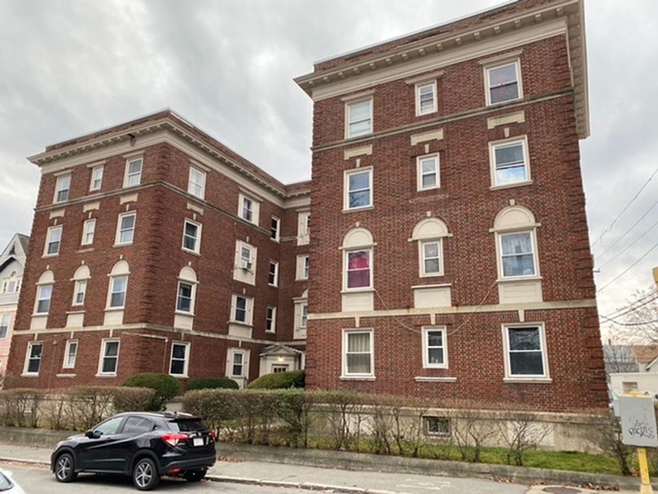 Building Photo 5