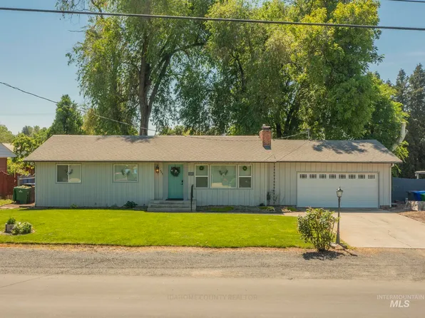 424 Linden Dr, Lewiston, ID 83501