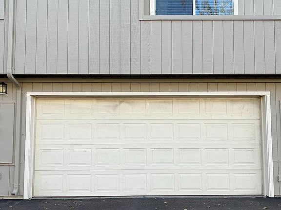 3rd image of 911 Apricot Ave APT E
