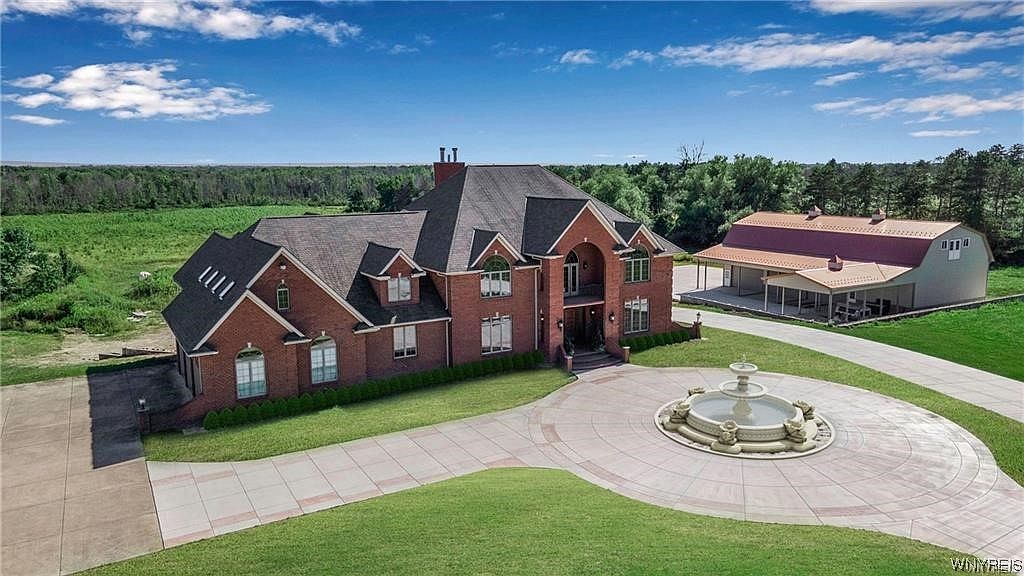 855 Sturgeon Point Rd, Derby, NY 14047 Zillow