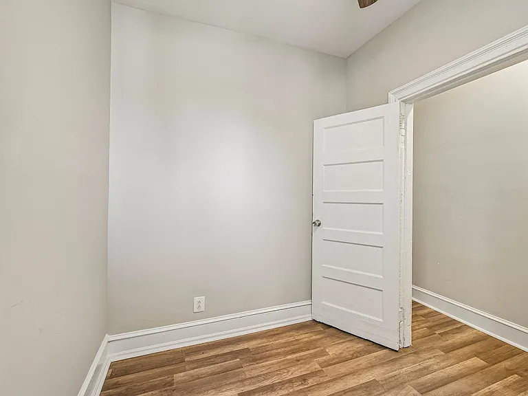 4133 Brown St #1 — Photo 22