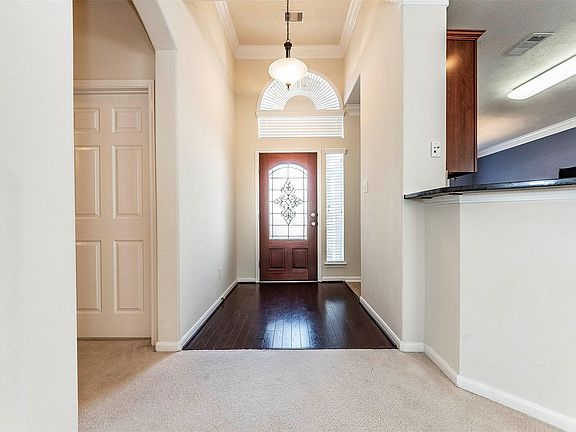 5th image of 2296 Cantabria Ln