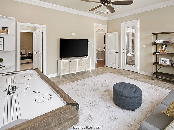 5th image of 17361 Halona Ct