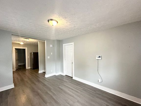 2nd image of 1523 N Tacoma Ave