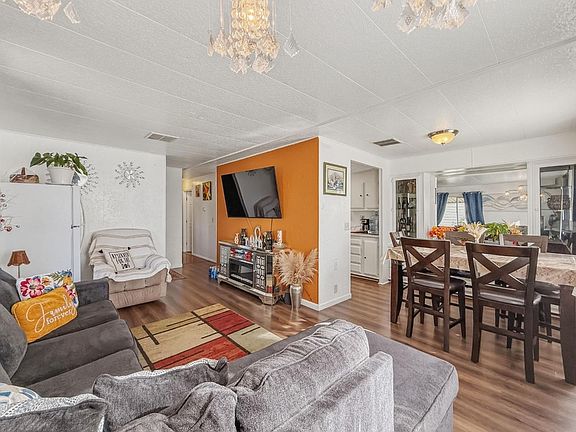 3rd image of 20 Russell Rd #59