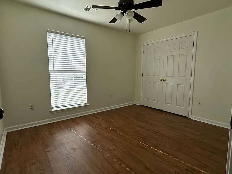 6365 Oak Leaf Dr — Photo 5