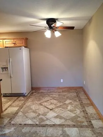 Cobblestone Apartments — Photo 22