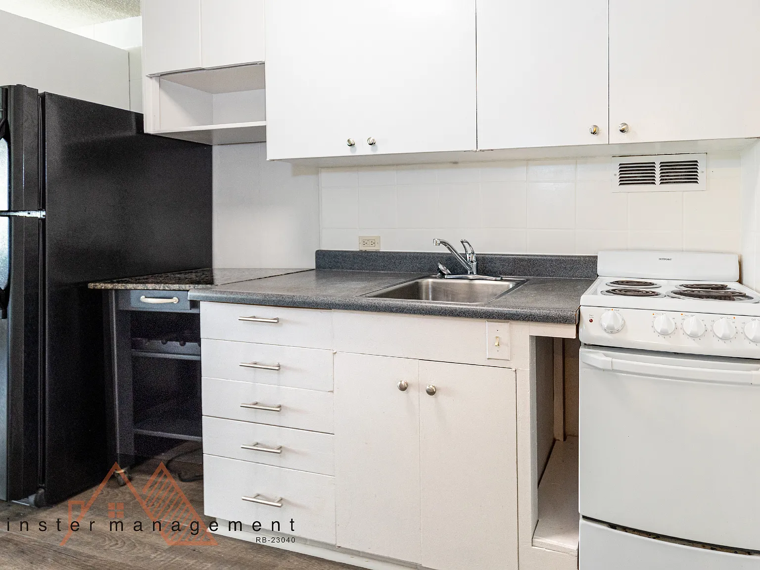 TW808A - TradeWinds - 808A — Photo 2
