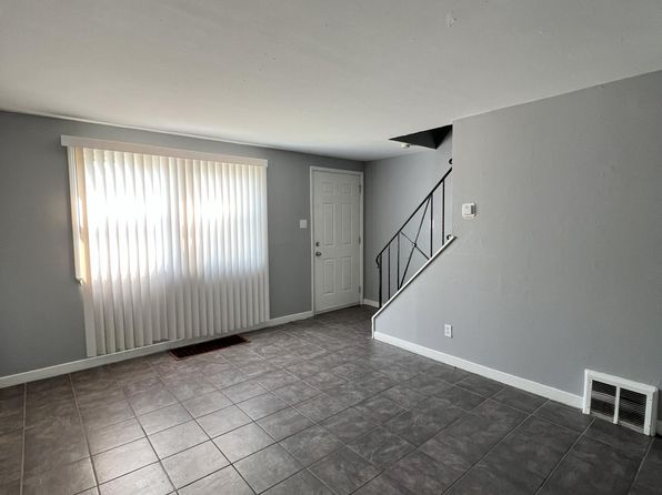 740 Taunton Pl
